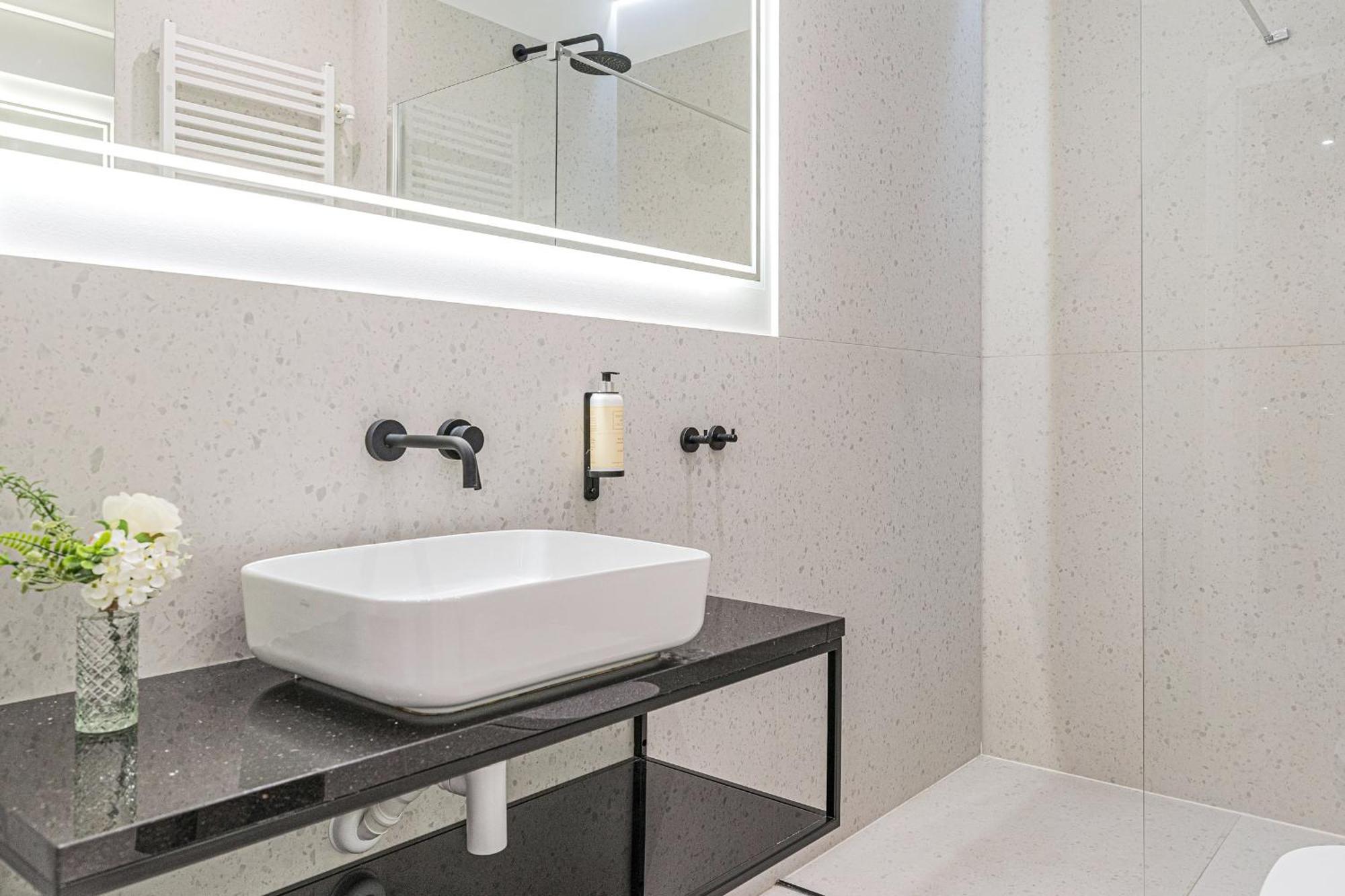 Rent Like Home - Apartament Deo Plaza - Old Town Gdansk Ngoại thất bức ảnh
