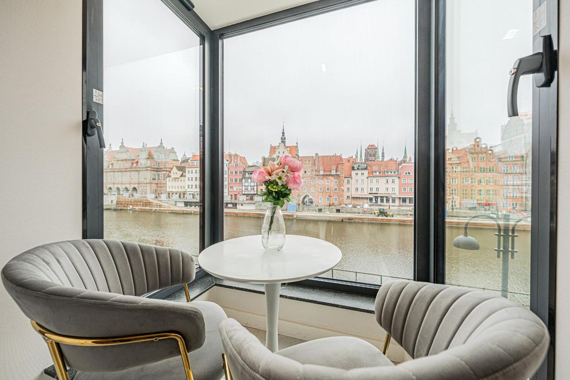 Rent Like Home - Apartament Deo Plaza - Old Town Gdansk Ngoại thất bức ảnh